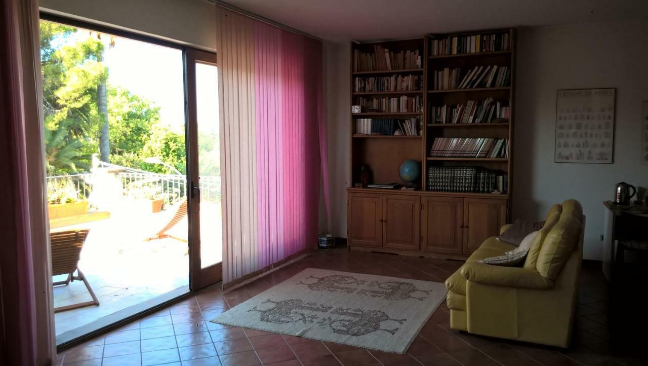 La Terrazza Sul Parco Apartment Oristano Exterior photo